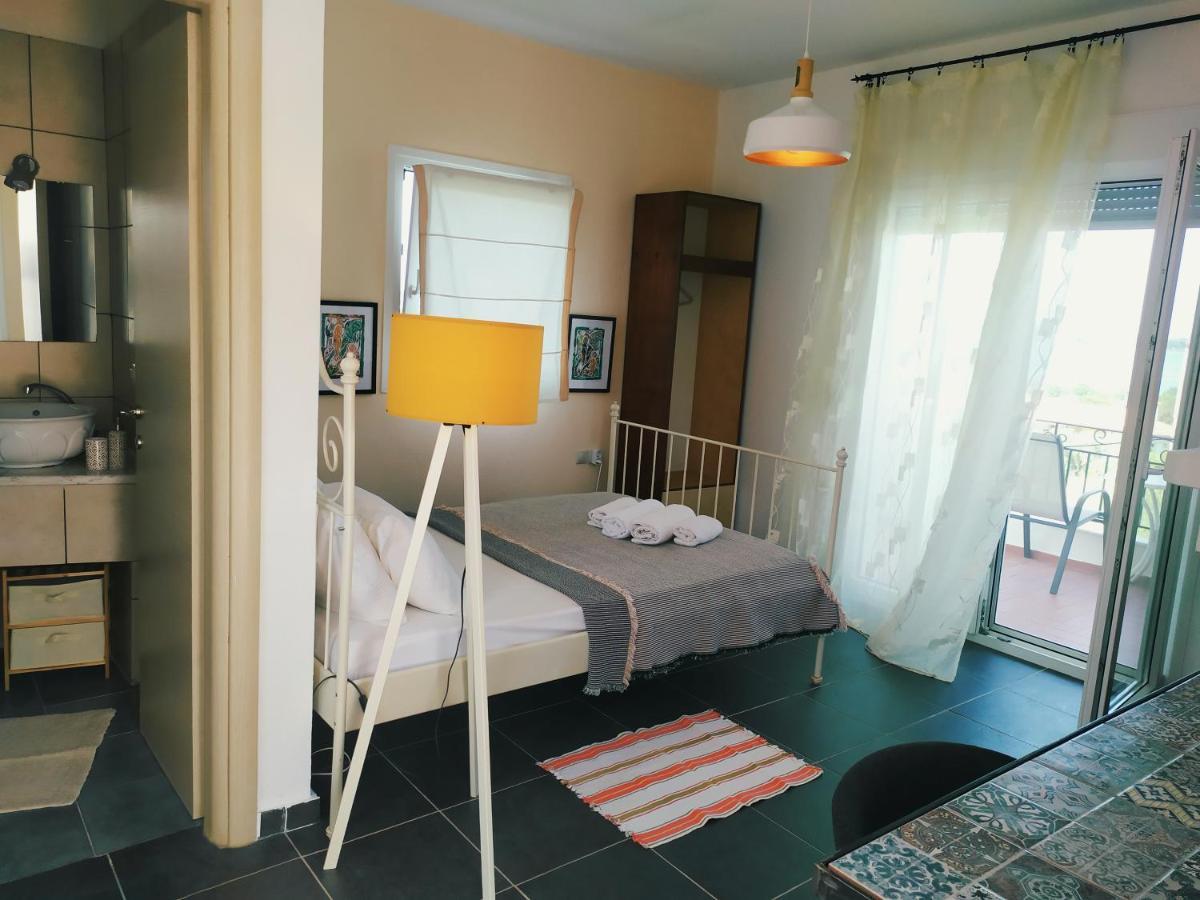 Lofos Vourvourou Apartman Kültér fotó